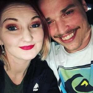 Meet your Posher, Carrie